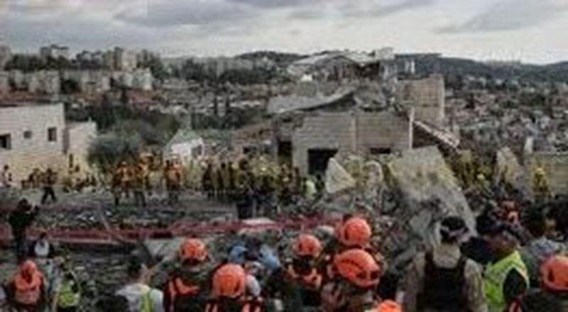 டெக்சாஸில் இருவர் சுட்டுக்கொலை: பயங்கரவாத தாக்குதல் என சந்தேகம்