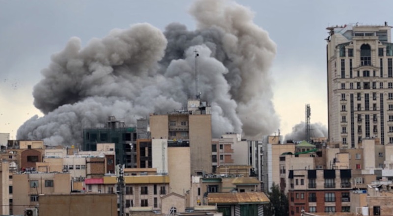 பக்தாத் –பஸ்ராவில் தொடர் தாக்குதல்: இராணுவ தளத்தில் விழுந்த   ஆளில்லா விமானம்!