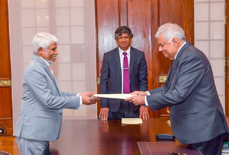 இரண்டு  மாகாணங்களுக்கு புதிய ஆளுநர்கள் நியமிப்பு