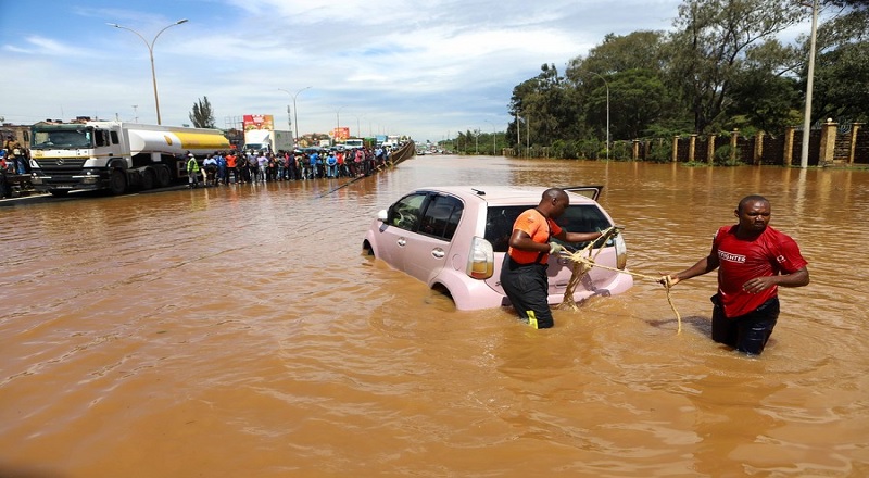 கென்யா கனமழை மற்றும் வெள்ளம் - பலி எண்ணிக்கை அதிகரிப்பு