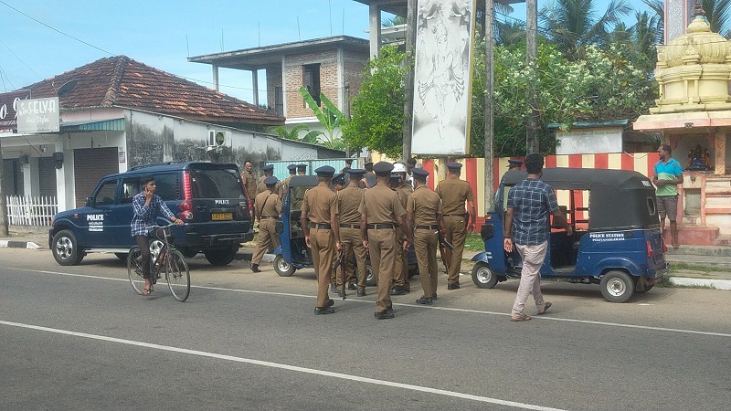 முள்ளிவாய்க்கால் கஞ்சிக்கு  தடை-கல்முனையில் குவிக்கப்பட்ட பொலிஸார்