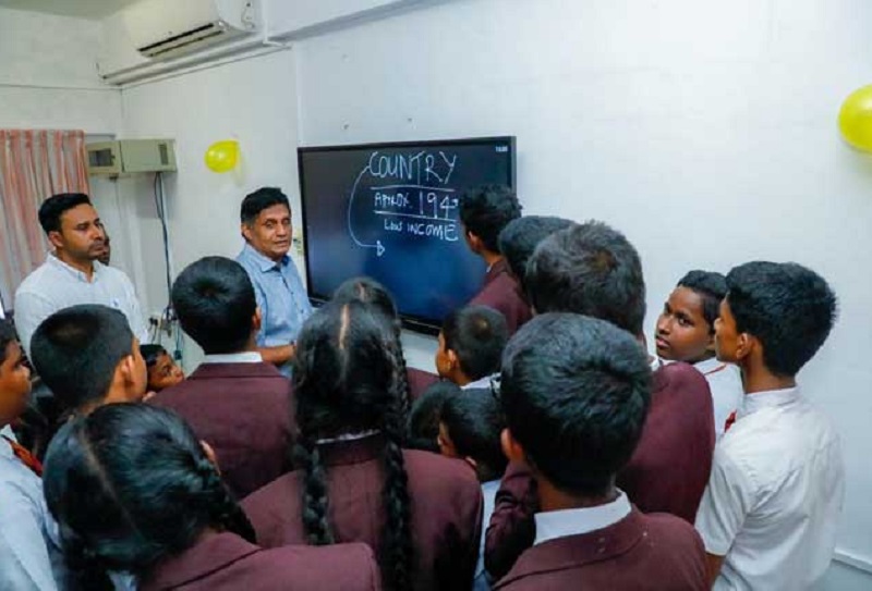 வேலையில்லா திண்டாட்டத்தை ஒழிக்க புதிய யோசனை சொன்ன சஜித்!