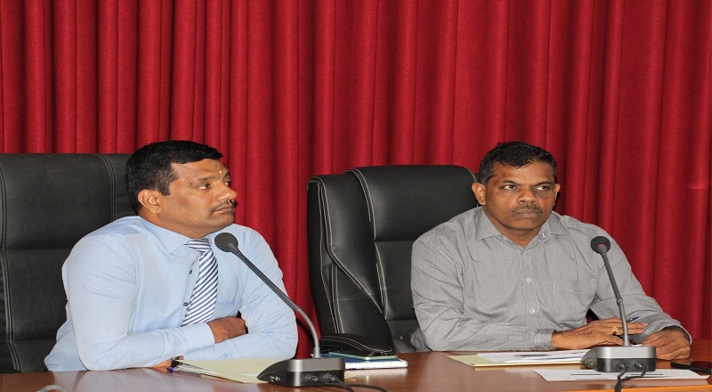கிளிநொச்சி மாவட்ட செயலக நிதியியல் செயற்பாட்டு முகாமைத்துவ குழுக் கூட்டம் நேற்று நடைபெற்றது!