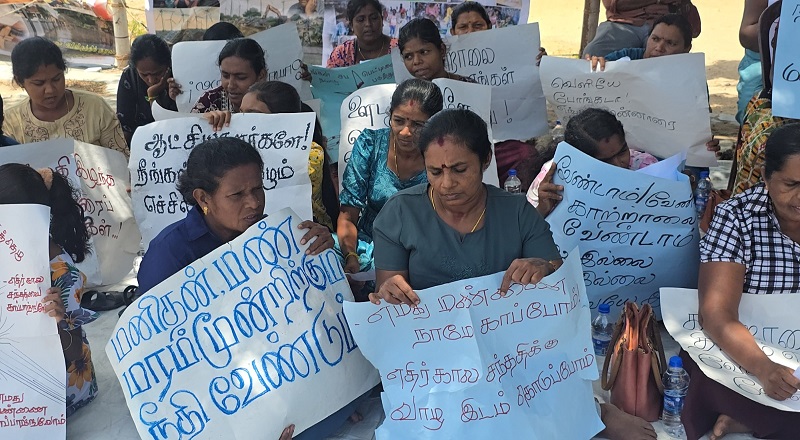 மன்னாரில் தொடர்சியாக காற்றாலை மற்றும் கனிய மணல் அகழ்வுக்கு எதிராக போராட்டம்