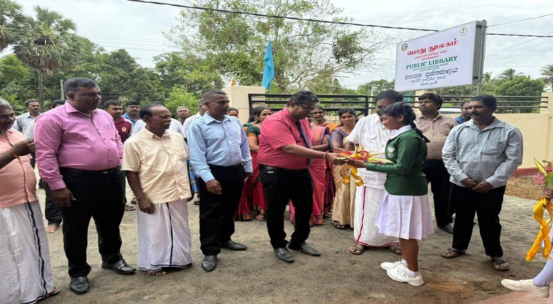 கிளிநொச்சி கரைச்சி பிரதேசத்தில் 17 மில்லியன் ரூபா செலவில் புதிய நவீன நூலகம் திறப்பு!!