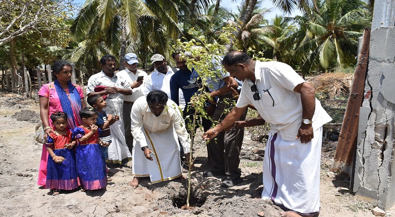இன்று சூழல் நட்பு மர நடுகை மன்னார் திருக்கேதீஸ்வர ஆலய பாலாவி தீர்த்தகரை பகுதியில் ஆரம்பம்.