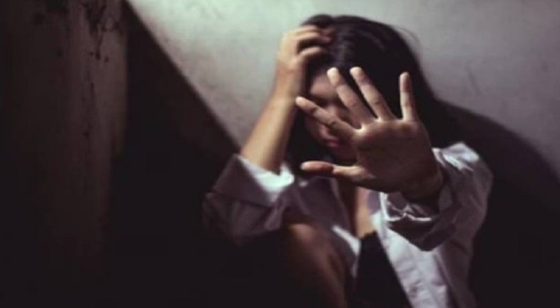 காதலிக்க மறுத்த சிறுமி: நீதிமன்றத்தில் சிறுவனின் அதிர்ச்சி  வாக்குமூலம்