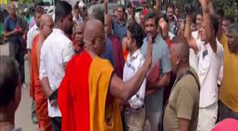 திருகோணமலை புத்தர் சிலை விவகாரம்  தொடர்பாக கரைச்சி பிரதேச சபையில் ஏக மனதாக கண்டனம் நிறைவேற்றம்!