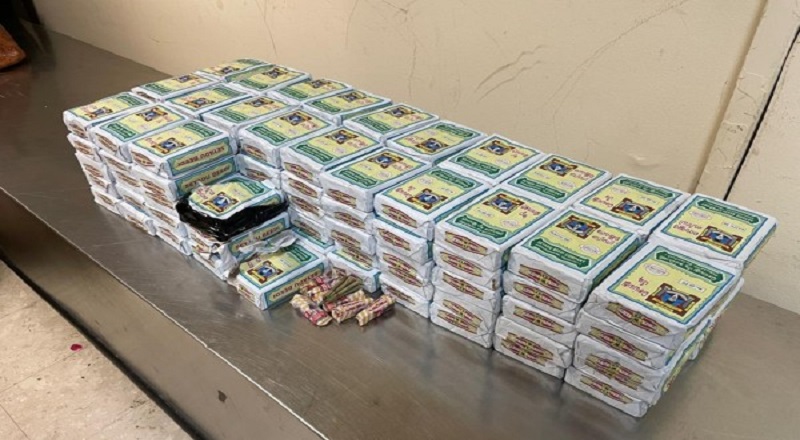 விமான நிலையத்தில் முறியடிக்கப்பட்ட சிகரெட் கடத்தல்!