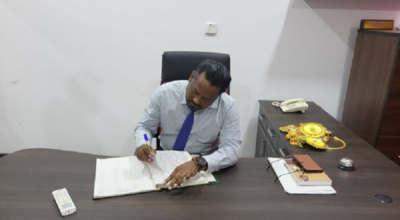 வடமாகாண வீதிப்பயணிகள் போக்குவரத்து அதிகார சபையின் புதிய தலைவர் பதவியேற்பு!