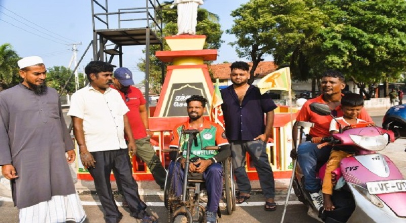 சக்கர நாற்காலியில் இலங்கை முழுவதும் சுற்றுப்பயணம்..