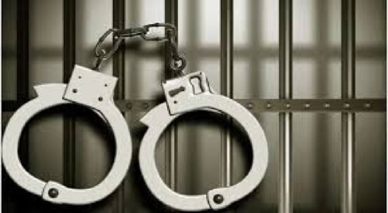 அனுமதி இன்றி மணல் ஏற்றிய இரண்டு டிப்பர்களும் உளவு இயந்திரம் ஒன்றும் பொலிசாரால் கைது