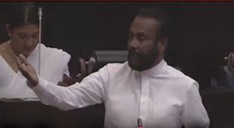 8.4 பில்லியன் நஷ்டம்: அமைச்சர் பதவி விலக வேண்டும் என ஹெக்டர் அப்புஹாமி வலியுறுத்தல்.