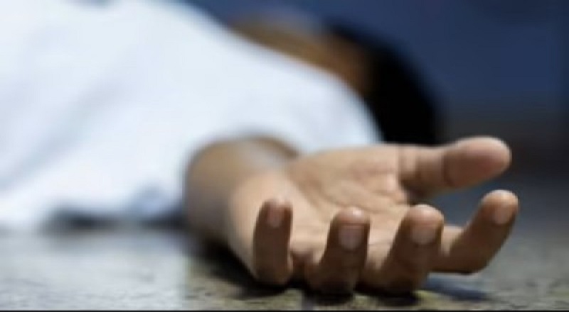 வைக்கோல் தீயை அணைக்க முயன்ற முதியவர் உயிரிழப்பு