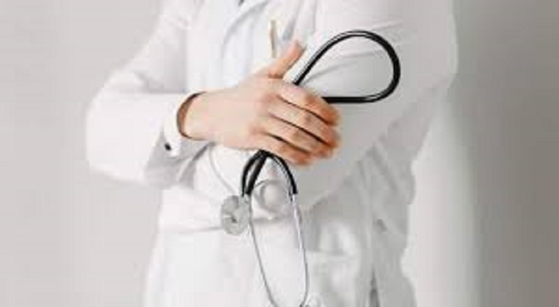 வைத்தியர்களுக்கும் சனிக்கிழமை விடுமுறை? - அரசாங்கத்திடம் மருத்துவ சங்கங்கள் விடுத்த வேண்டுகோள்.