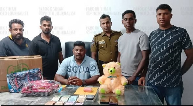 கரடி பொம்மைக்குள் ஐஸ்: காரைதீவு முன்னாள் உறுப்பினர் அதிரடி கைது!