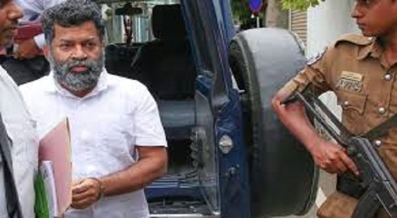 சிகிச்சைக்காக கொழும்பு வைத்தியசாலைக்கு மாற்றப்பட்டார் பிள்ளையான்.