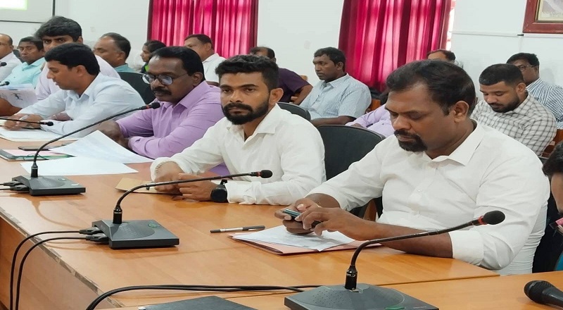 சிறுபோகத்தில் அதிக விளைச்சலைப் பெற விசேட திட்டம்: வவுனியா மாவட்ட செயலகத்தில் முக்கிய கலந்துரையாடல்.