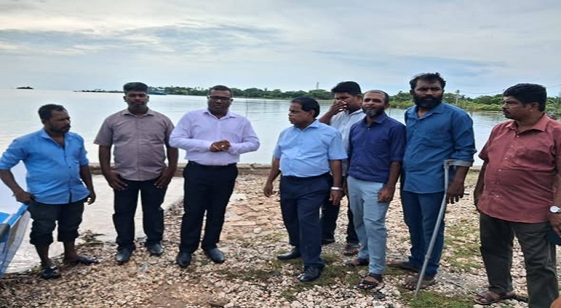 டித்வா புயல் பாதிப்பு: அனலைதீவு மீனவர்களுக்கு புதிய படகுகள் வழங்கும் NPP அரசு!