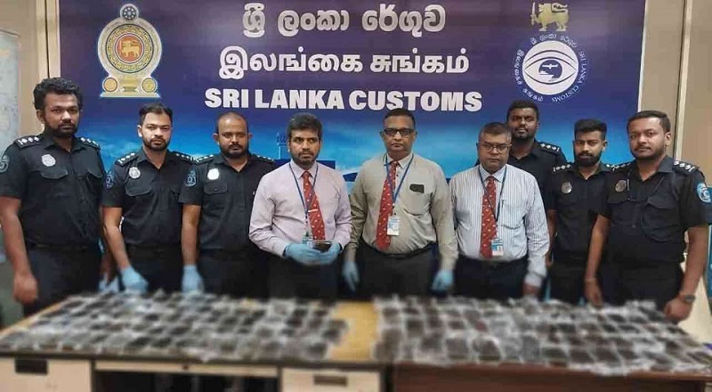 கட்டுநாயக்கவில் 37.7 கோடி ரூபா போதைப்பொருள் மீட்பு: பொலிஸ் போதைப்பொருள் ஒழிப்புப் பிரிவிடம் ஒப்படைப்பு!