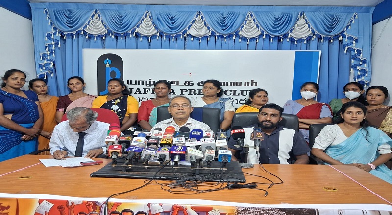 8 வருட அர்ப்பணிப்புக்குக் கிடைக்காத பலன்: நிரந்தர நியமனம் கோரும் வெலிஓயா ஆசிரியர்கள்!