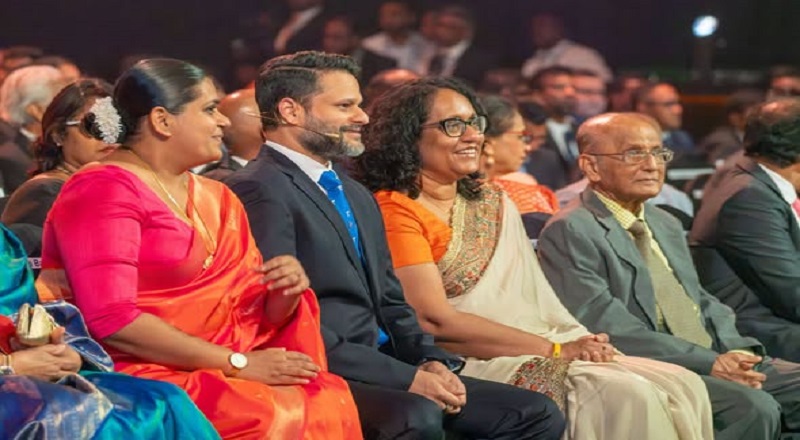 "அபிவிருத்திக்கு புதிய அர்த்தம் கொடுக்க இளம் தலைவர்கள் உழைக்க வேண்டும்" - கெப்பிட்டல் மகாராஜா மாநாட்டில் அழைப்பு!