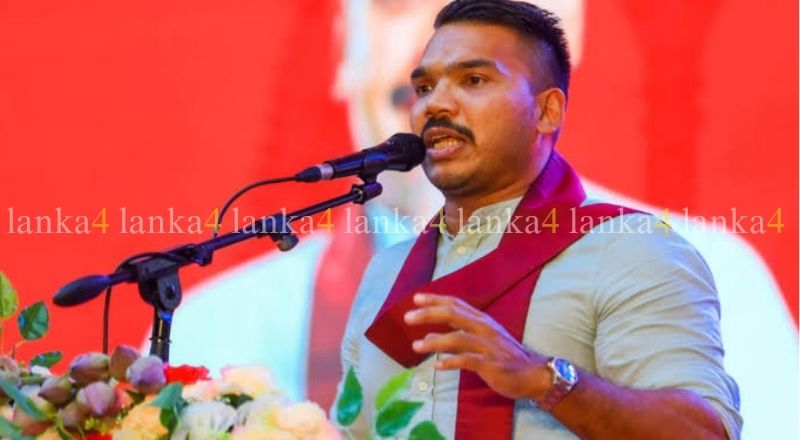 சிறைப்பேருந்தில் நாடாளுமன்றத்துக்கு அழைத்துவரப்பட்ட நாமல்