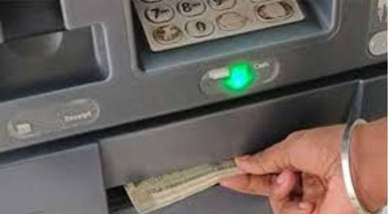 மாற்றுத்திறனாளிகளுக்காக ATM இயந்திரங்களில் புதிய வசதி!