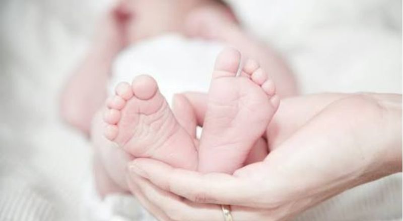 குவைத் – கட்டுநாயக்க விமானத்தில் ஆண் குழந்தையைப் பிரசவித்த திருகோணமலைப் பெண்!