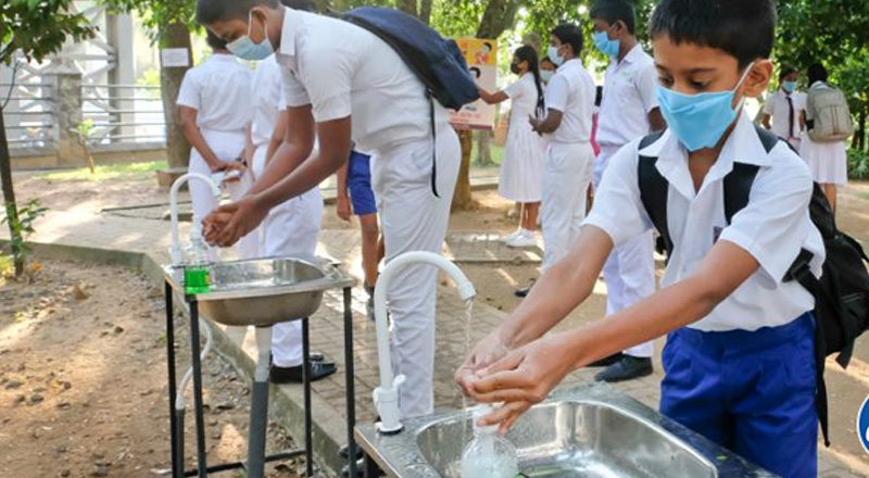 பாடசாலைகளை மீள ஆரம்பிக்க நடவடிக்கை எடுக்குமாறு கோரிக்கை