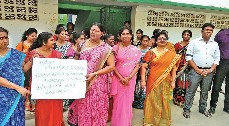 ஆசிரியர்களை மிரட்டாமல் அவர்களின் கோரிக்கைகளை உடன் நிறைவேற்றுக!-அரசிடம் எதிரணி அவசர கோரிக்கை