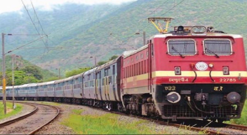 புகையிரத கட்டுப்பாட்டாளர்கள் மேற்கொண்ட பணிப்பகிஷ்கரிப்பால் ரயில்கள் தாமதம்